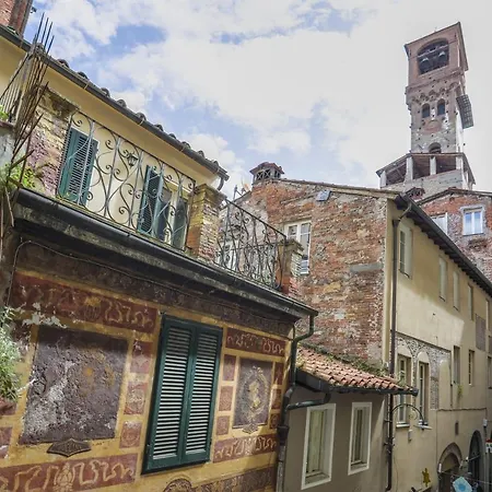 Vendégház Corte Delle Uova Centro Storico Piazza San Michele *